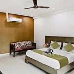 Townhouse West Near Udyog Nagar Metro Station