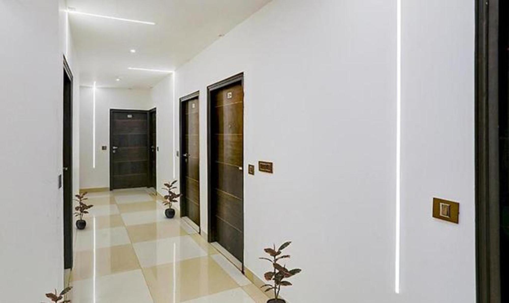 Townhouse West Near Udyog Nagar Metro Station New Delhi